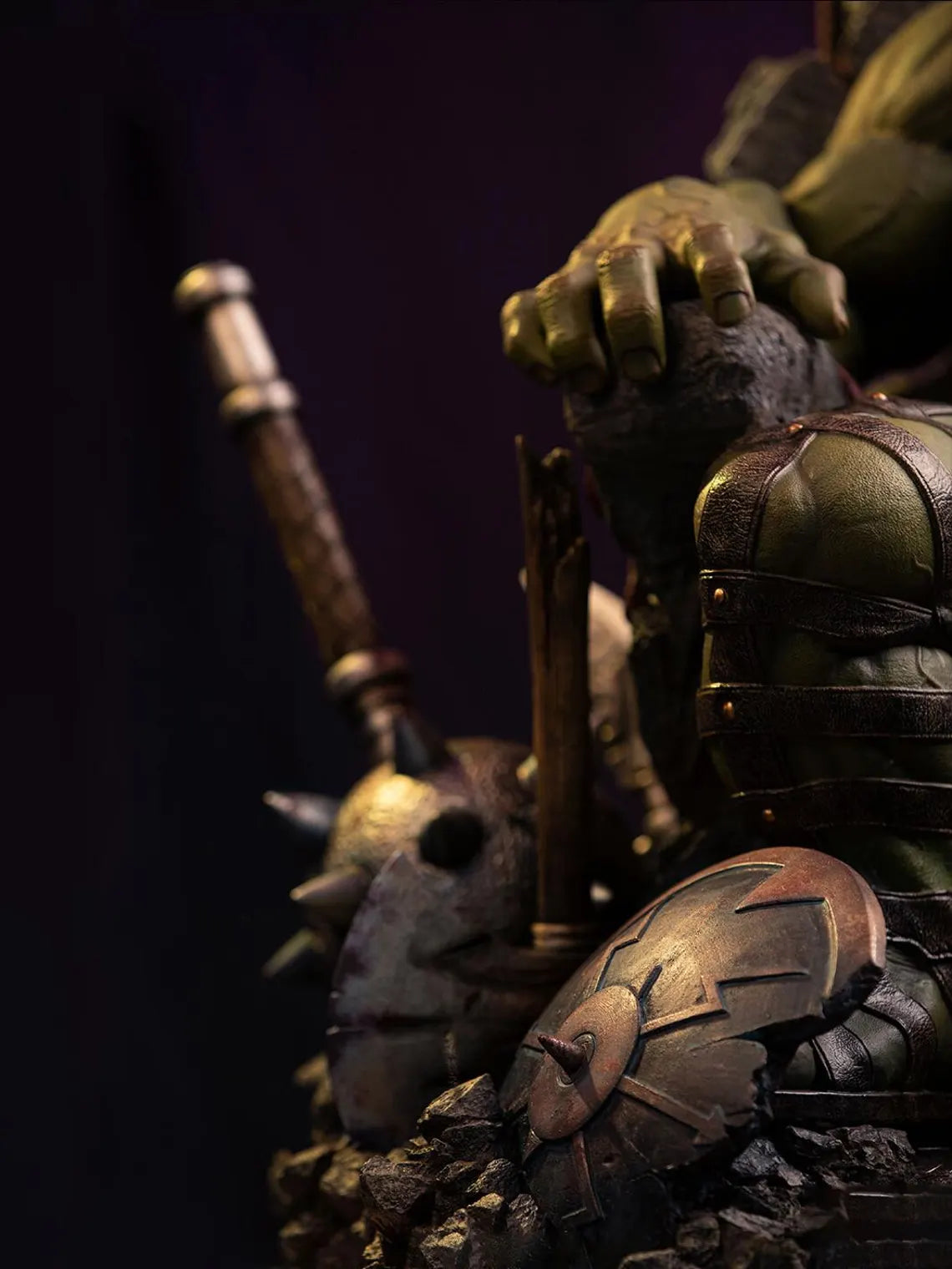 Hulk, Throne