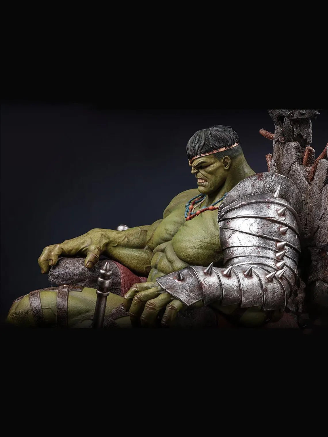 Hulk, Throne